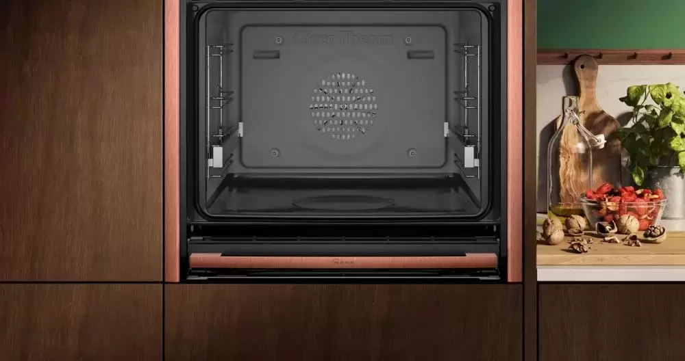 Духовой шкаф с паром Neff B69FY5CX0