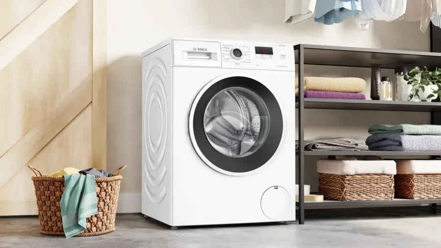 Стиральная машина Bosch WGE03200BY