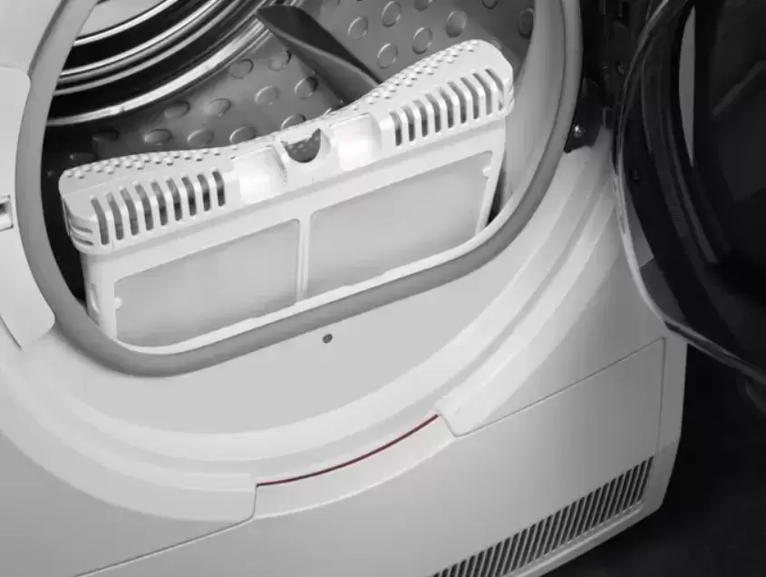 Сушильная машина с тепловым насосом AEG T9DBA68SC