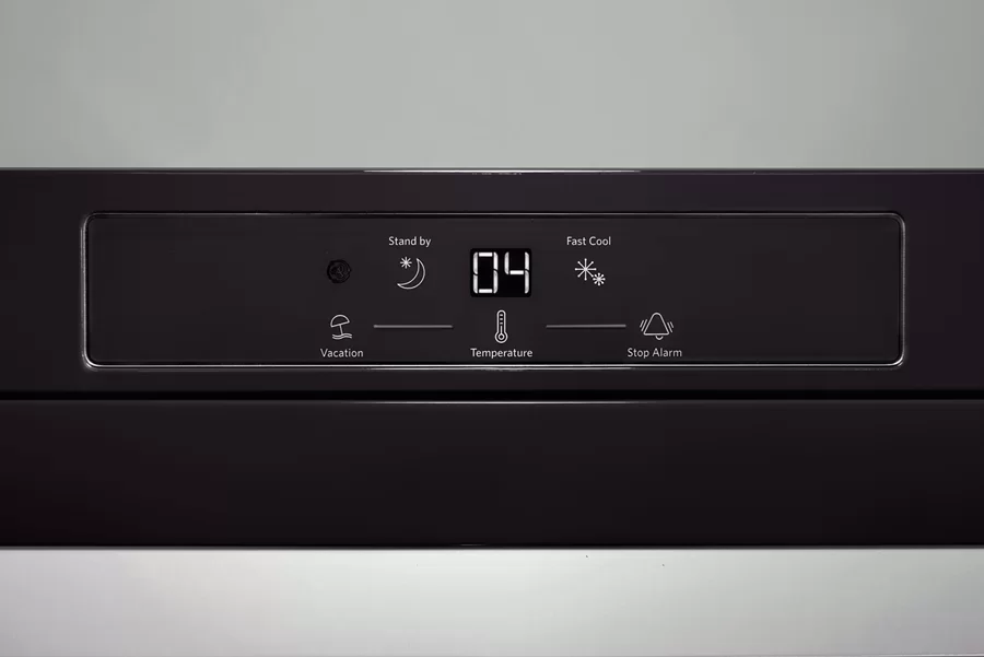 Холодильник KitchenAid KCFMB 60150R