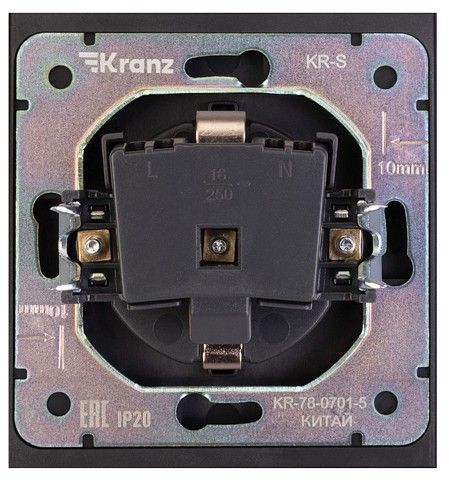 Розетка с заземлением и со шторкой, без рамки Kranz STRONG KR-78-0701-5