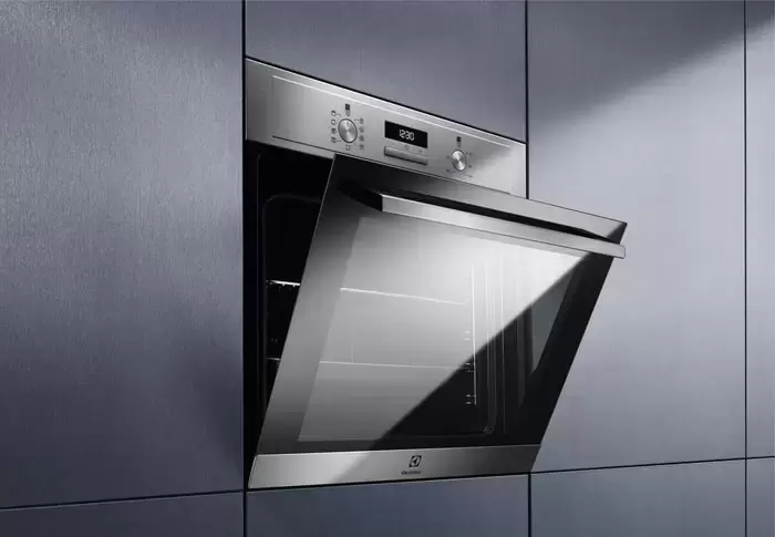Духовой шкаф Electrolux EOF3H50BX
