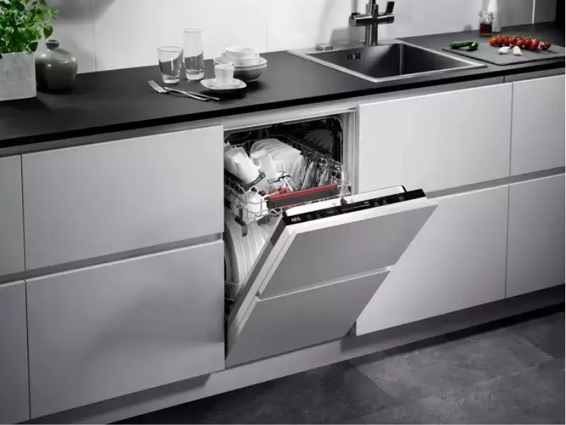 Встраиваемая посудомоечная машина AEG FSE62417P