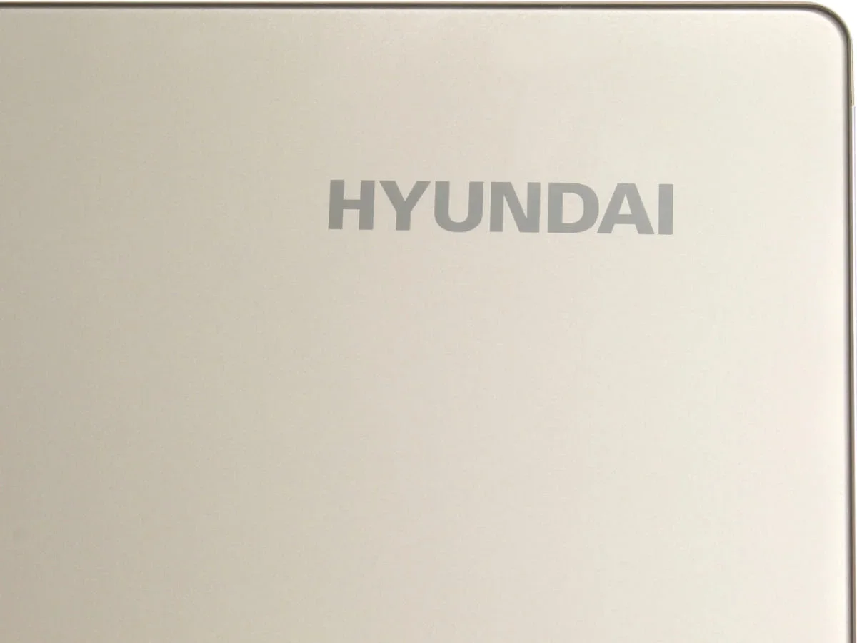Холодильник Hyundai CS5073FV шампань
