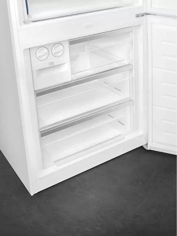 Холодильник Smeg FA490RWH