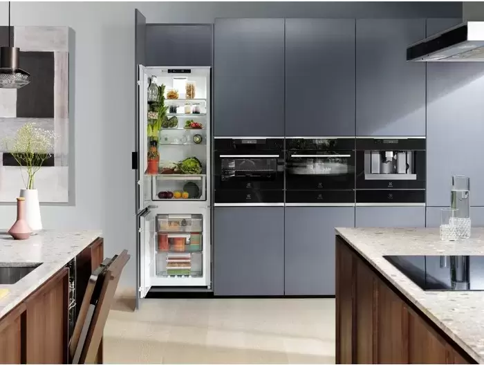 Встраиваемая посудомоечная машина Electrolux KECB7310L