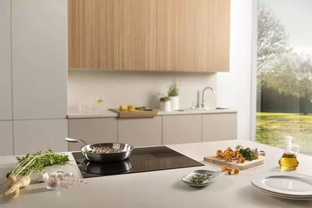 Независимая индукционная варочная панель Gorenje GI6442BSCE