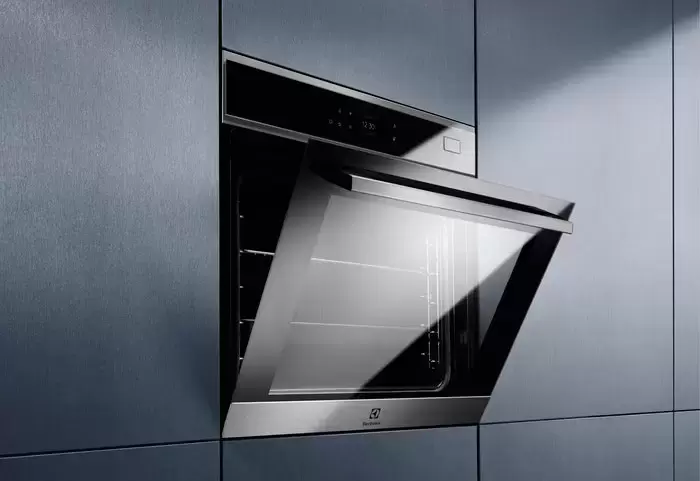 Духовой шкаф Electrolux EOB8S39WX