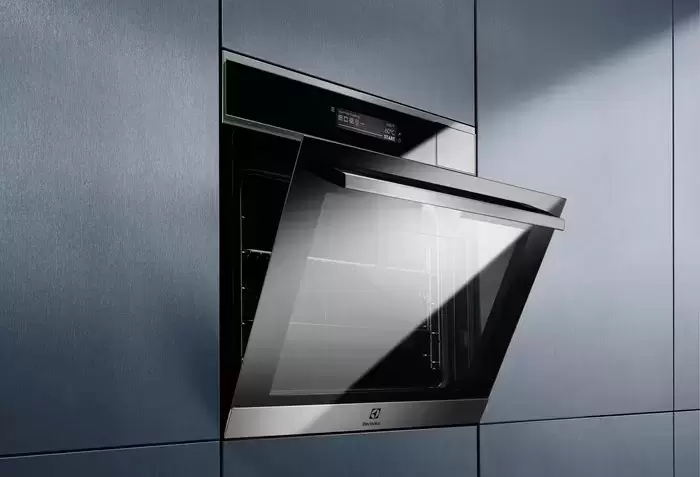 Духовой шкаф Electrolux EOA9S31CX