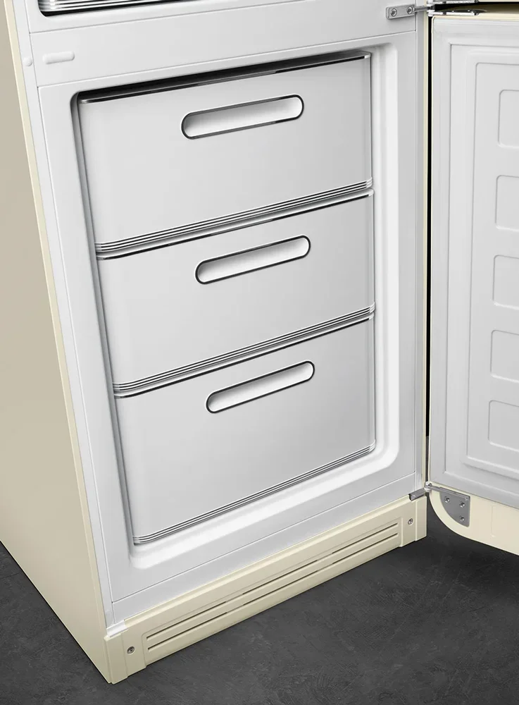 Холодильник Smeg FAB32RCR6