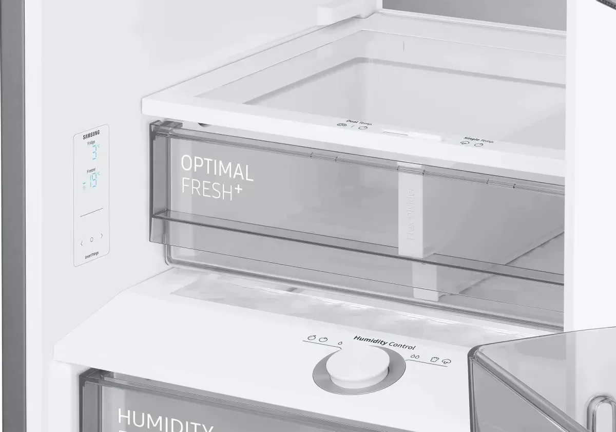 Холодильник Samsung RB38C7B6D12/EF