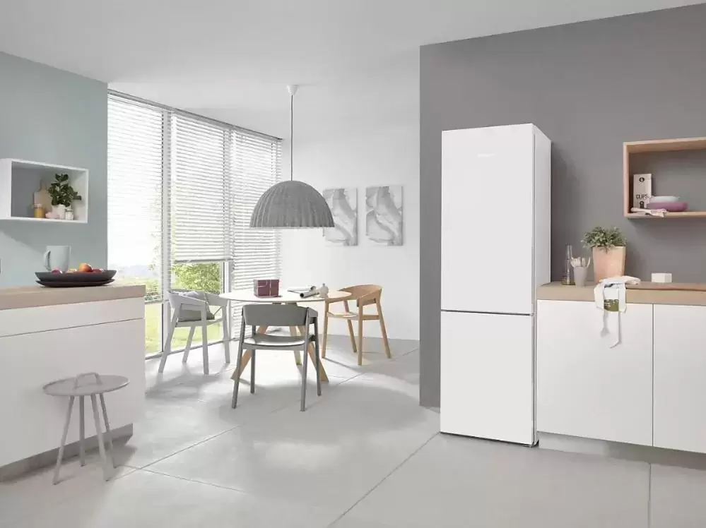 Холодильник Miele KFN 28132 D ws