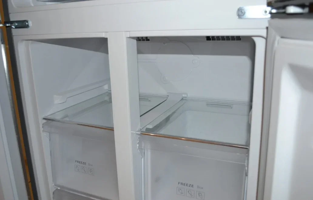 Холодильник GENCOOL GDCD-350S
