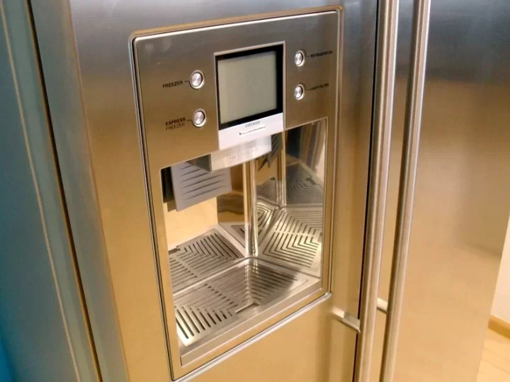 Холодильник Smeg FA55PCIL