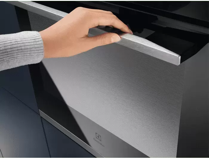 Духовой шкаф Electrolux OKD5H40X