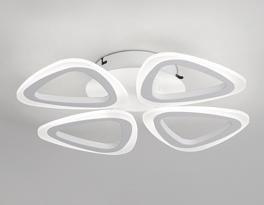 Потолочная люстра Ambrella Light FA FA4482