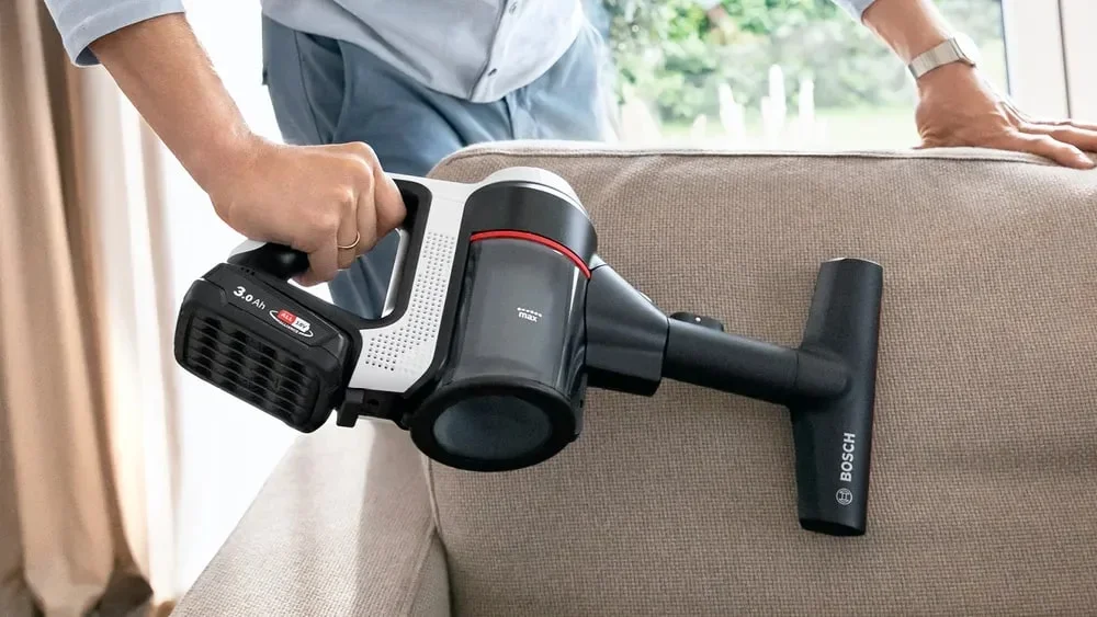 Пылесос Bosch BCS711XXL