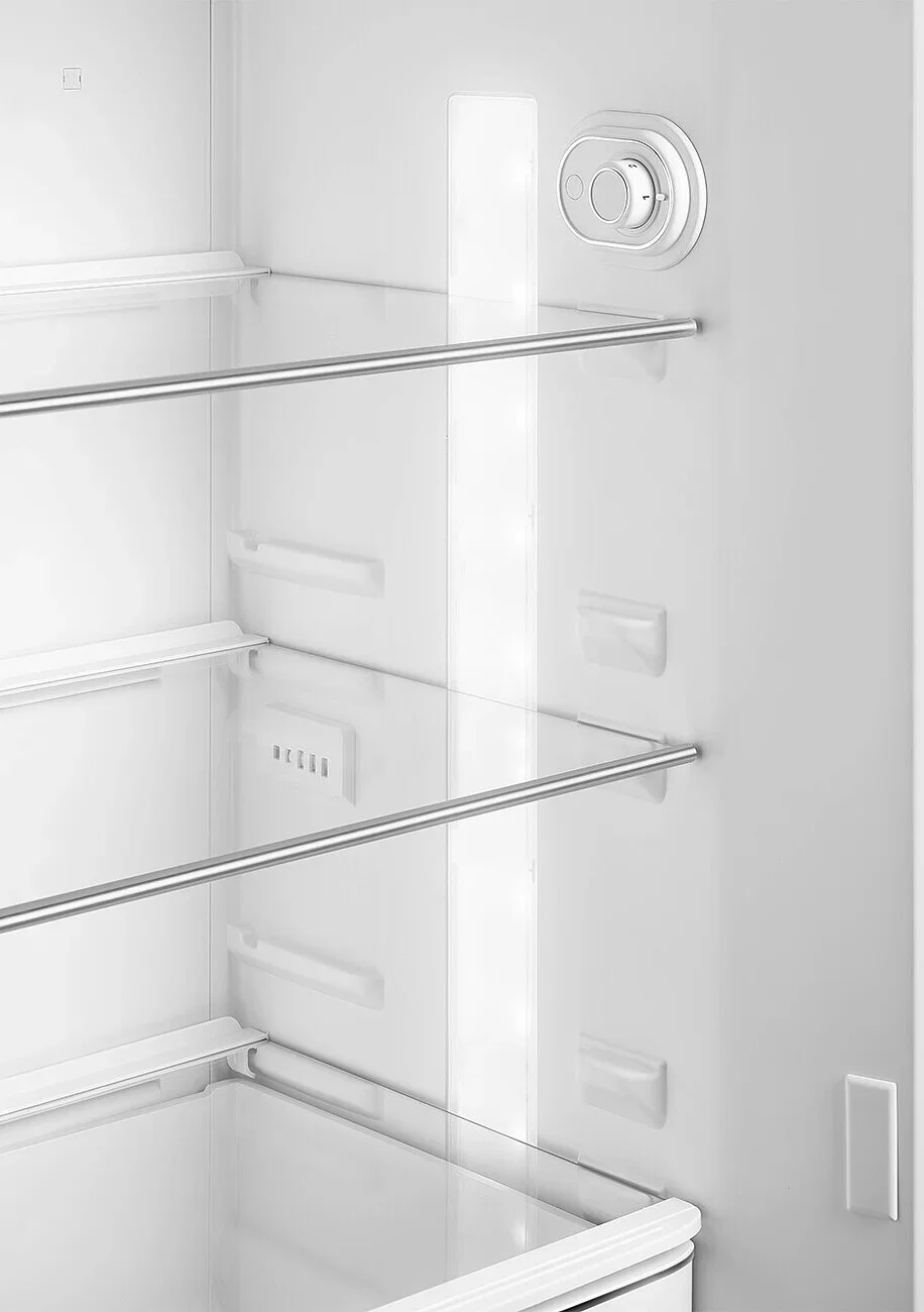 Холодильник Smeg FAB30RWH6