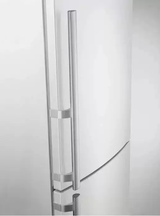 Холодильник Electrolux EN3889MFW