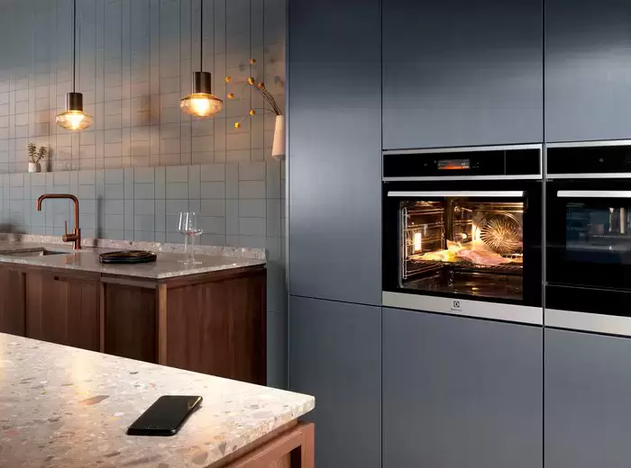 Духовой шкаф Electrolux EOB9S31WX