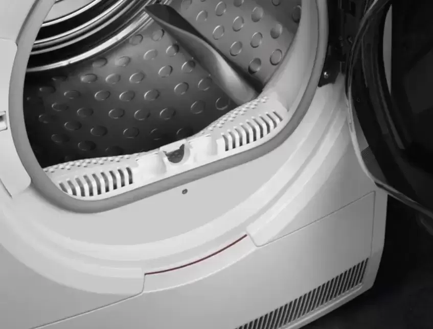 Сушильная машина с тепловым насосом AEG T9DBA68SC