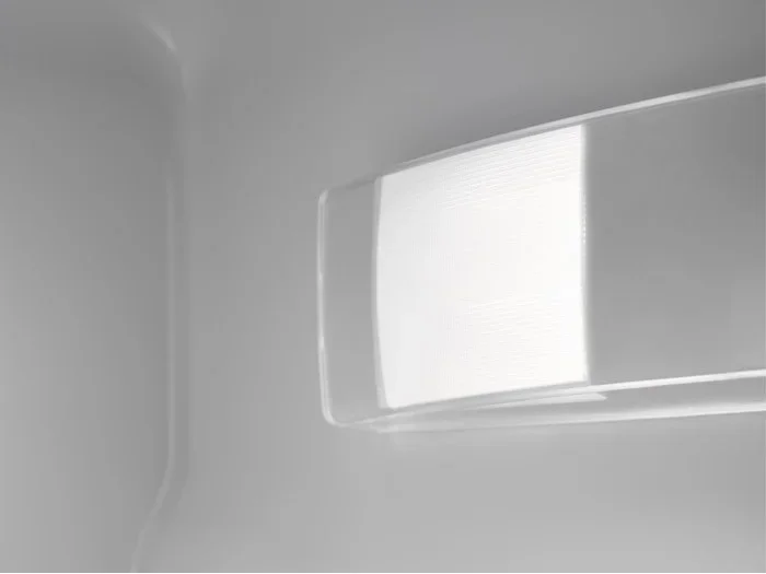 Встраиваемый холодильник Electrolux LND5FE18S