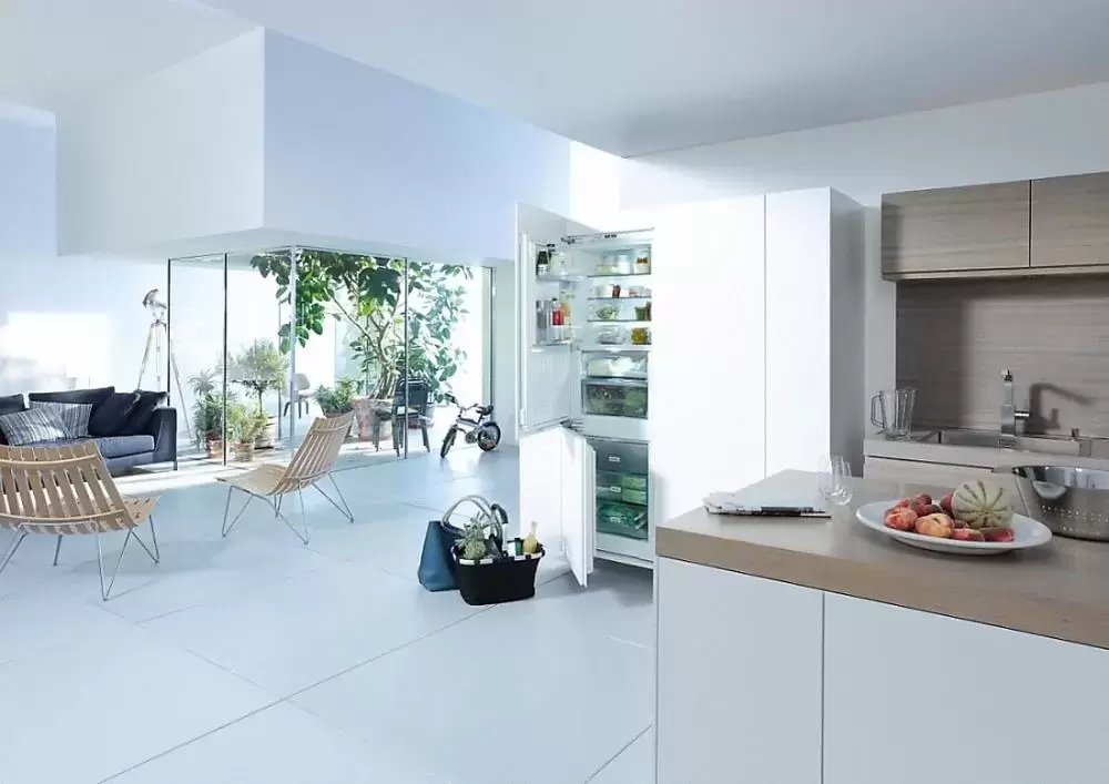 Встраиваемый холодильник Miele KFN 37682 iD новый с витрины