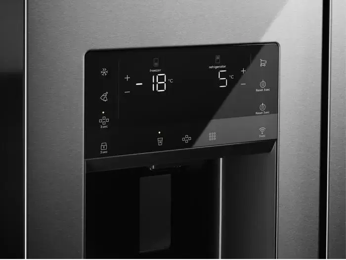 Холодильник Electrolux LLI9VF54X0
