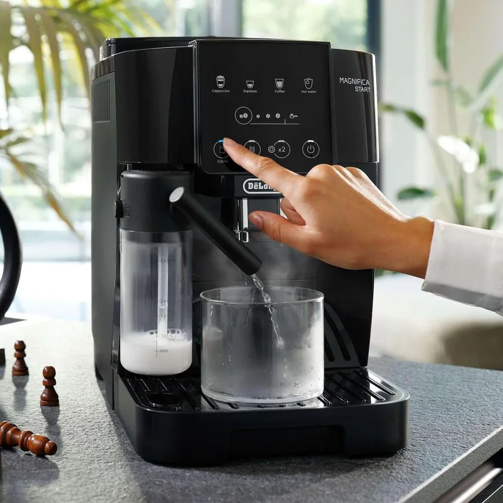 Кофемашина DeLonghi ECAM220.60.B