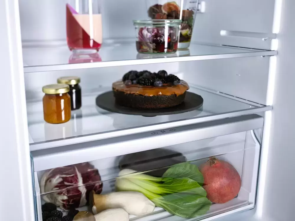 Встраиваемый холодильник Miele KFN 7714 F