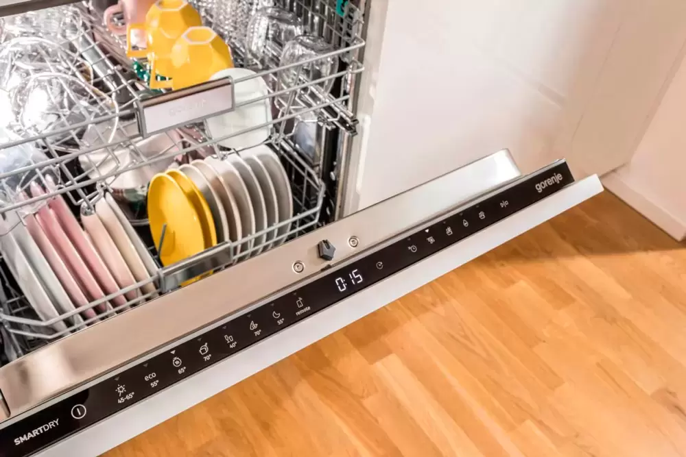 Встраиваемая посудомоечная машина Gorenje GV642E90