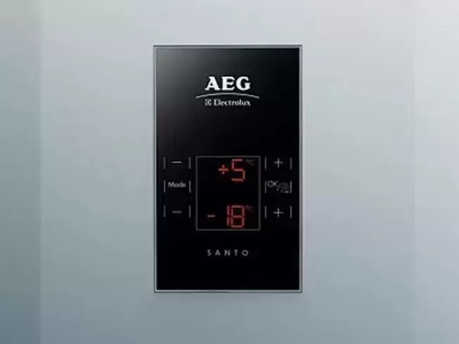 Холодильник AEG S86340KG1