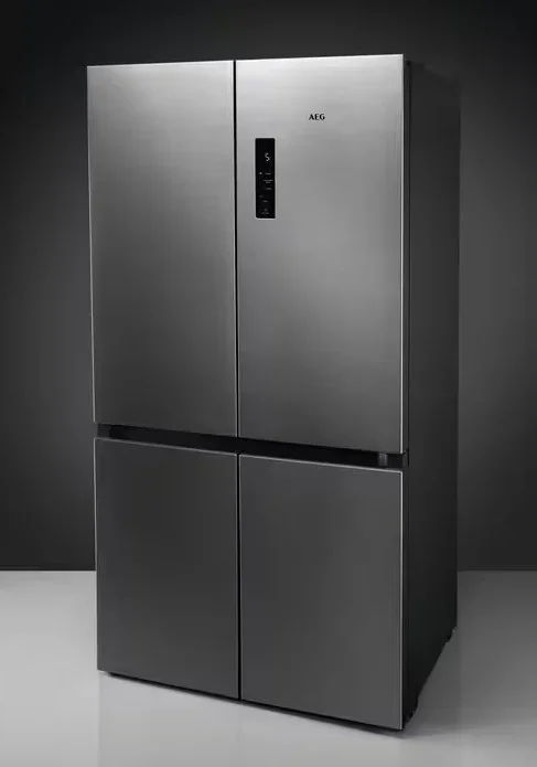 Холодильник AEG RMB952E6VU