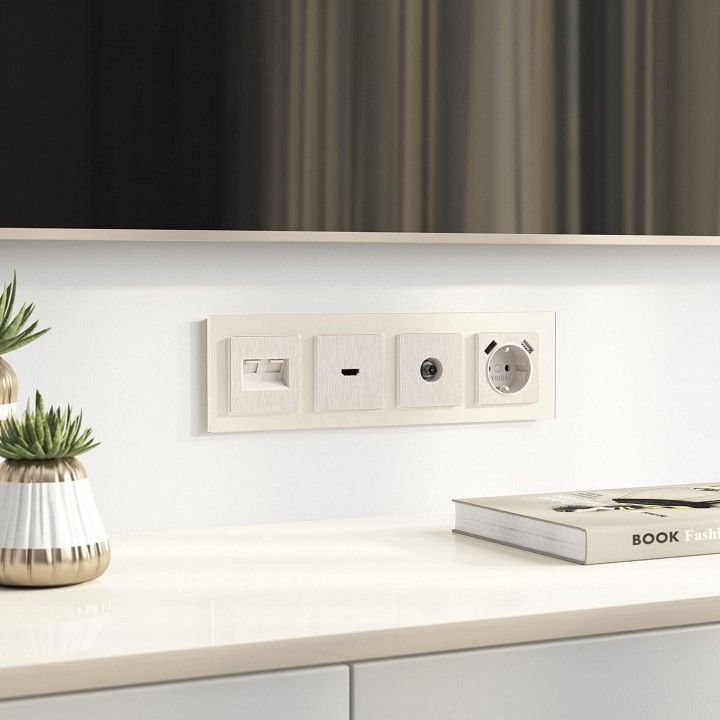 Накладка для розетки HDMI Werkel  W1196013