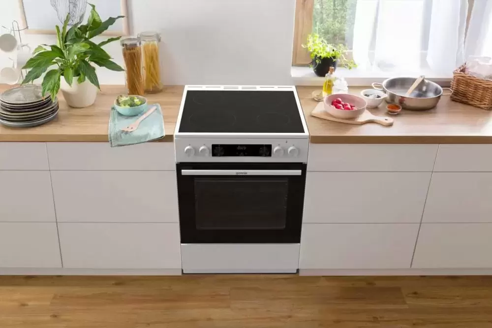 Электрическая плита Gorenje GEC6C40WD