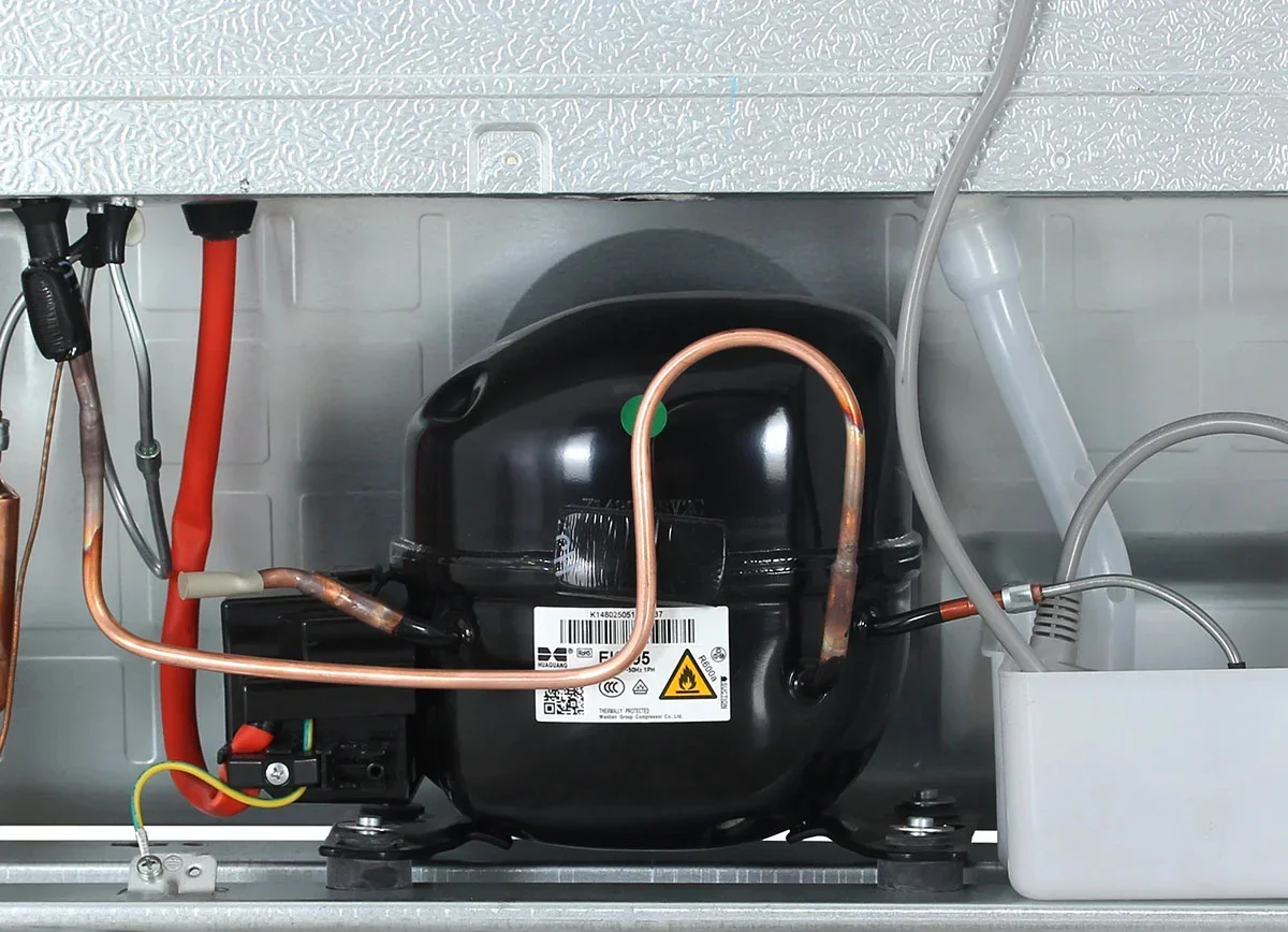 Холодильник Haier CEF538CWG