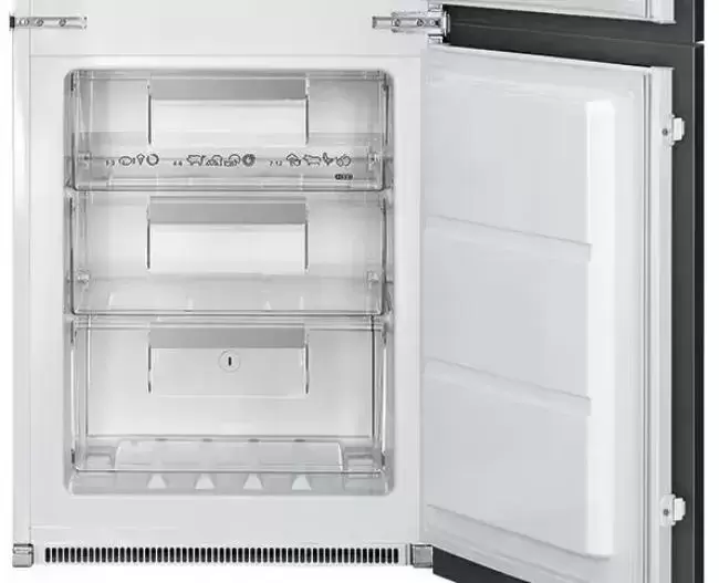 Встраиваемый холодильник Smeg C8174N3E