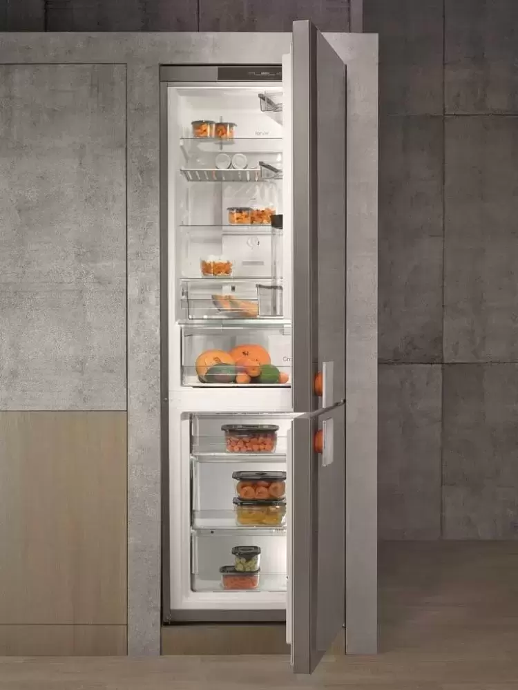 Холодильник Gorenje NRK621STX