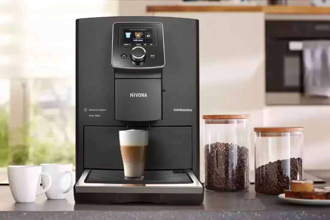 Кофемашина CafeRomatica Nivona NICR 820