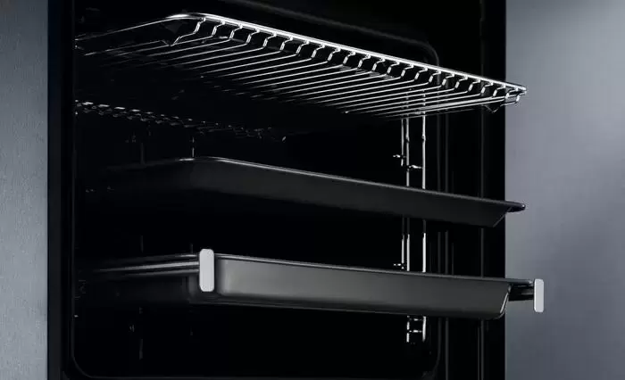 Духовой шкаф Electrolux EOF5C50BX