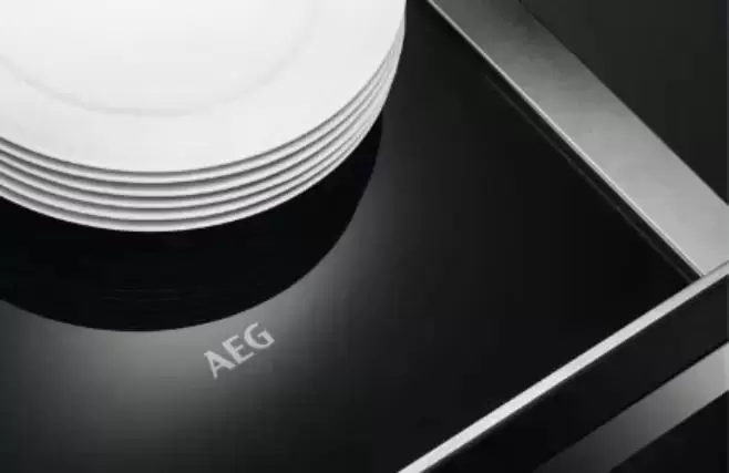 Встраиваемый ящик для подогрева посуды AEG KDK911424M