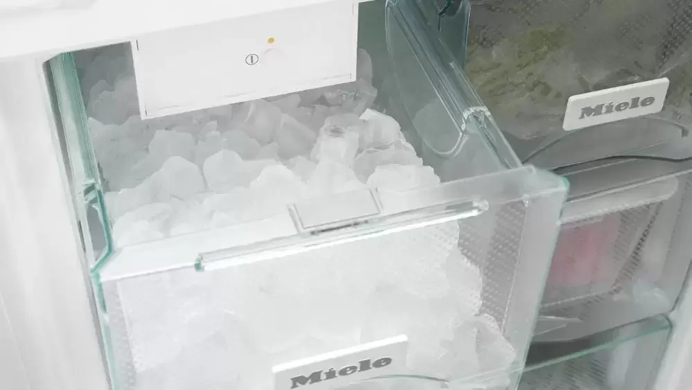 Холодильник Miele KFN37692iDE