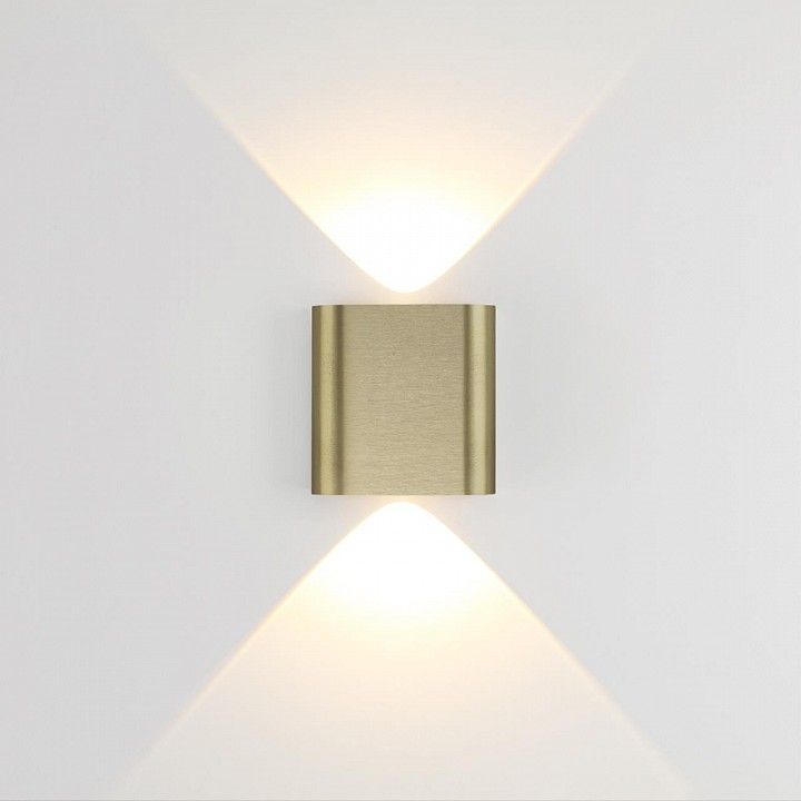Накладной светильник Odeon Light MAGNUM 7107/2WL