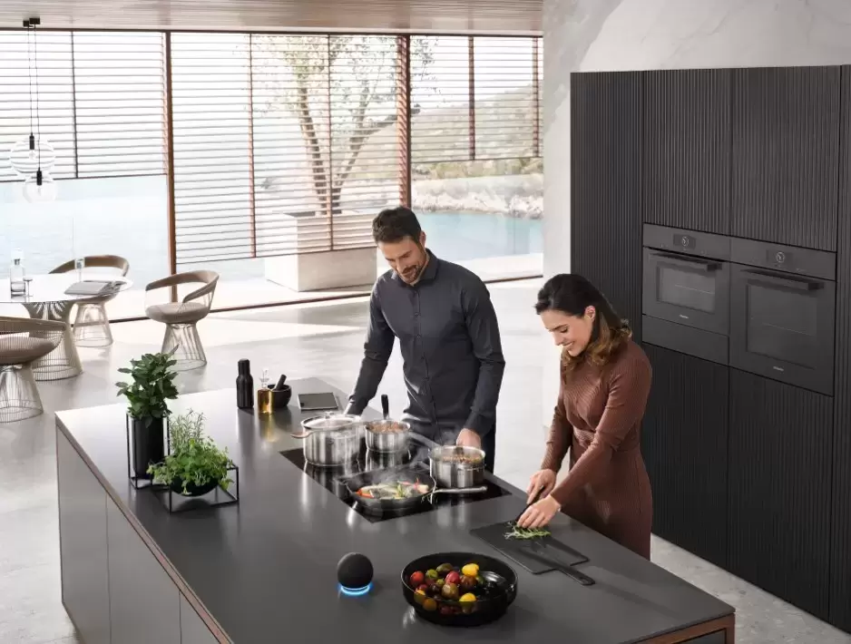 Варочная панель с вытяжкой Miele KMDA 7272 FL-U