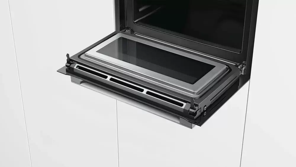 Компактный духовой шкаф Bosch CMG676BS1