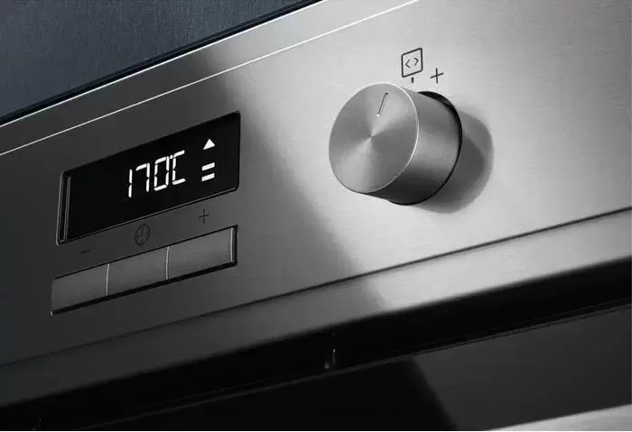 Духовой шкаф Electrolux EOF 4P74 X