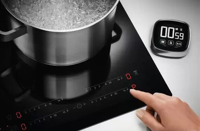 Варочная панель Electrolux EIT60443X