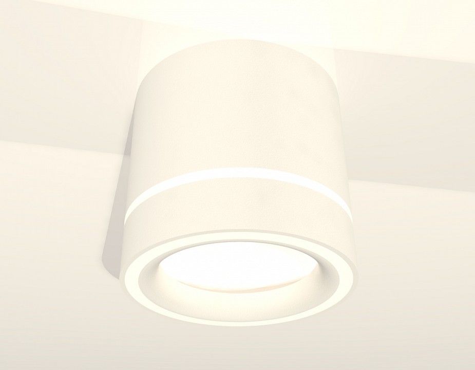 Накладной светильник Ambrella Light XS XS8110004