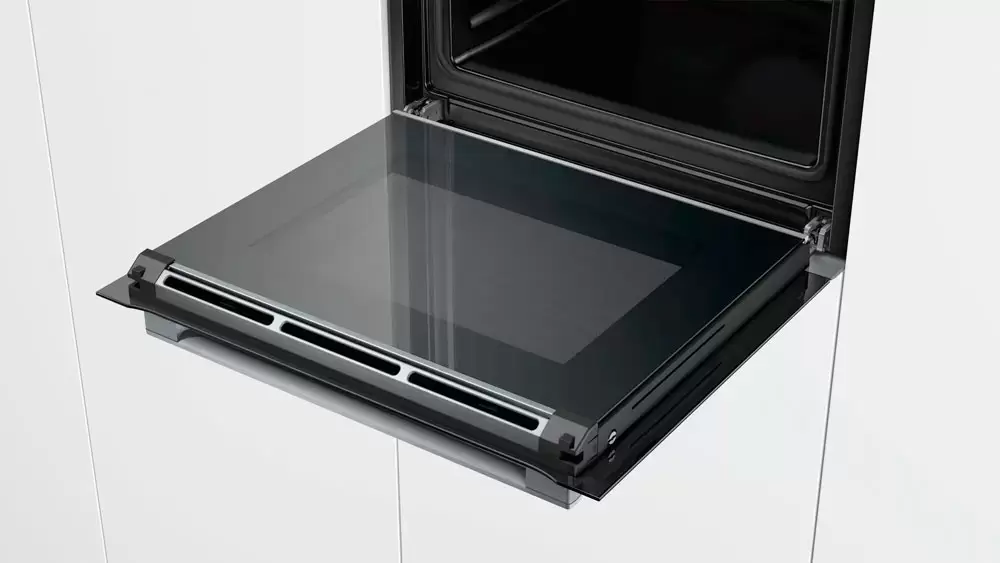 Духовой шкаф Bosch HBG656RS1M