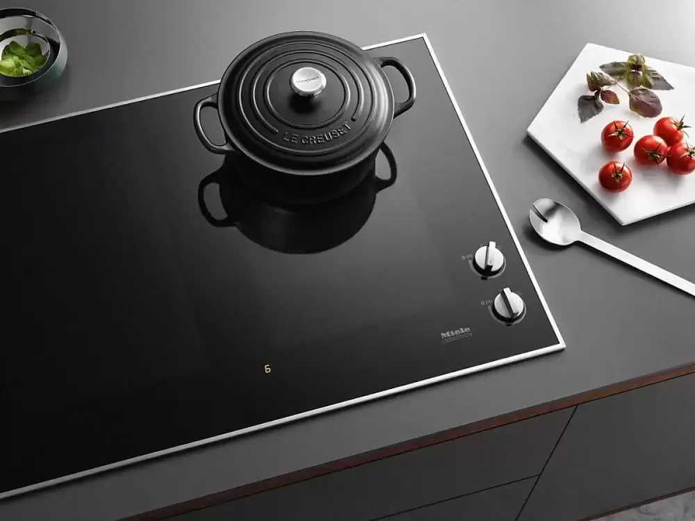 Индукционная панель конфорок Miele KM7174 FR